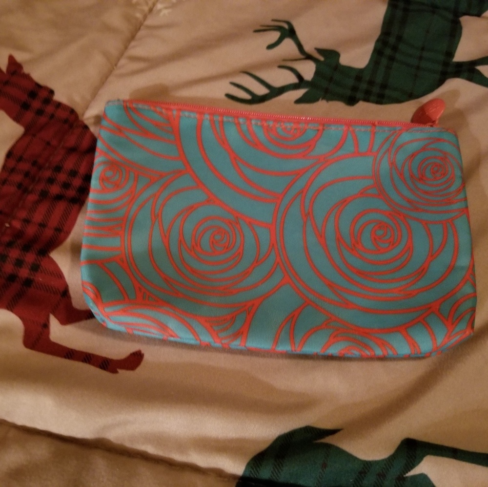 Ipsy makeup bag